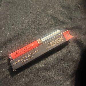 NWB Anastasia Beverly Hills Liquid Lipstick in Dazed